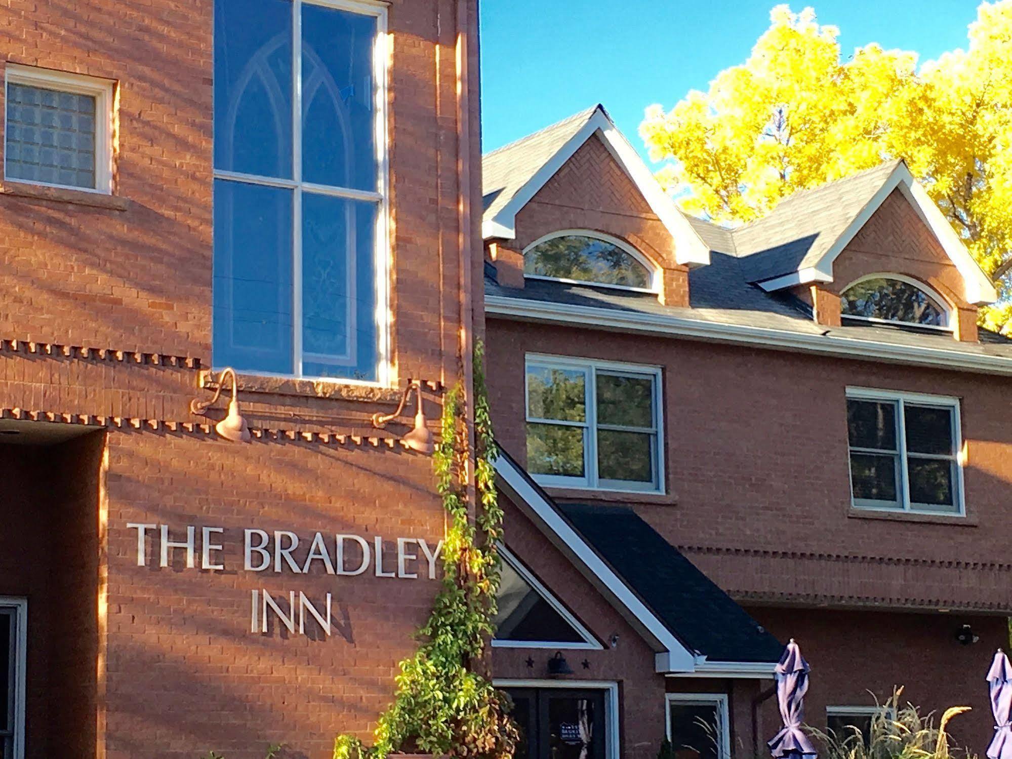 The Bradley Boulder Inn ภายนอก รูปภาพ
