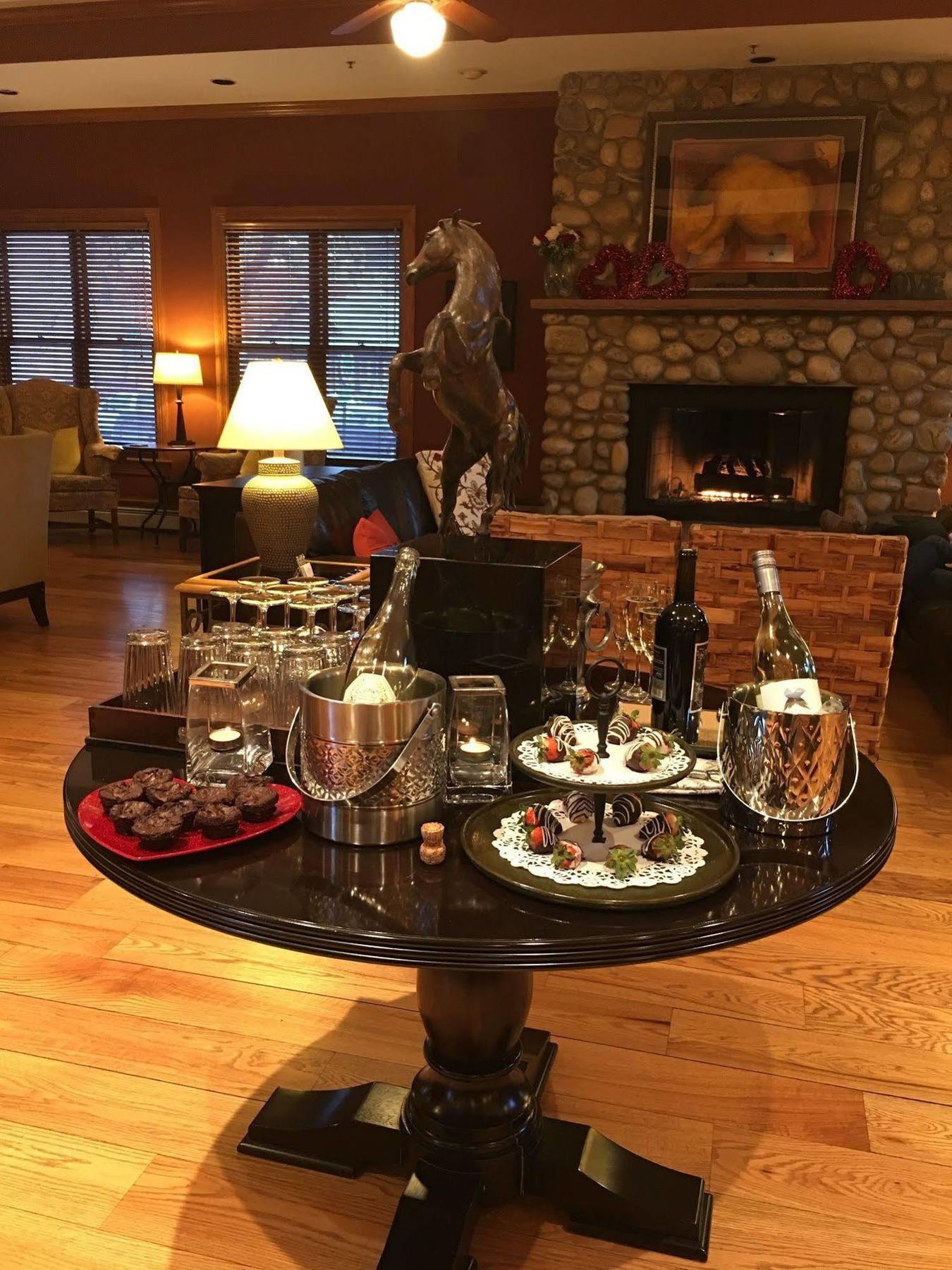 The Bradley Boulder Inn ภายนอก รูปภาพ